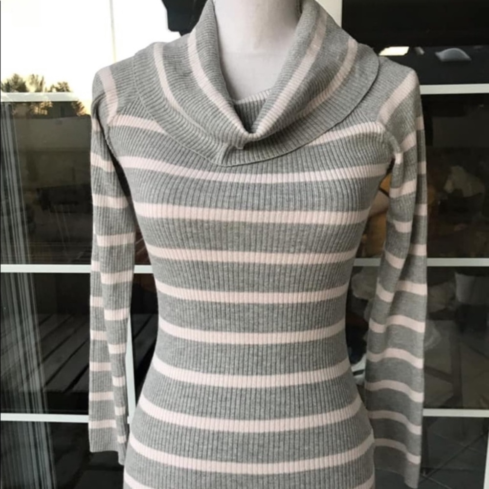Stitch Fix Truly Poppy cowl neck sweater pullover
